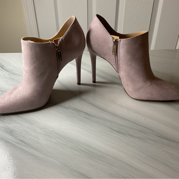 Jessica Simpson High heels - Picture 2 of 5